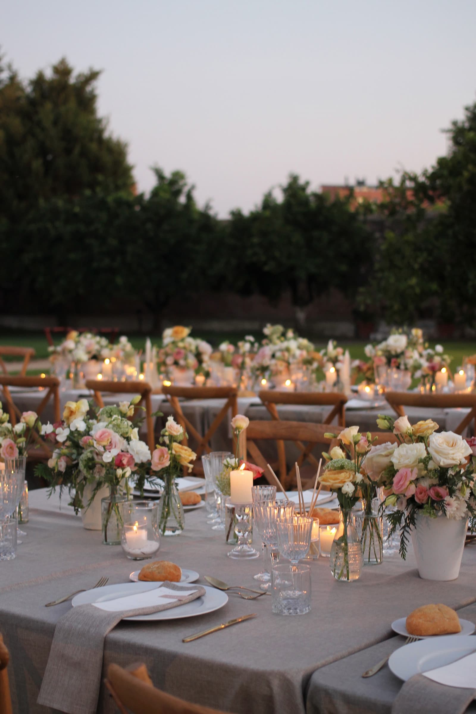 Decoración de boda primaveral, banquete de boda en La Huerta by Bonho